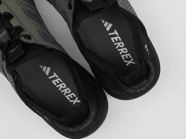 Кроссовки Adidas Daroga 25 - 46600
