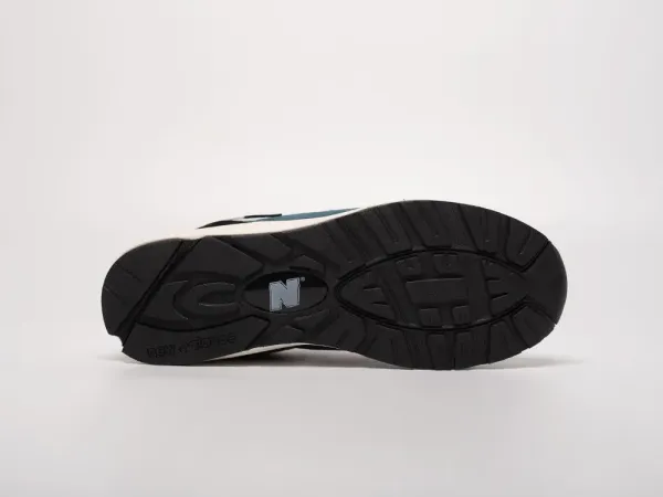 Кроссовки New Balance 990 v2 - 41669
