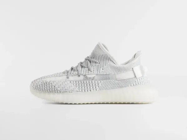 Кроссовки Adidas Yeezy 350 Boost v2 - 18868