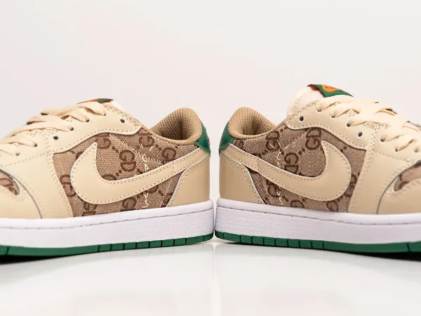 Кроссовки Nike Air Jordan 1 Low x Travis Scott - 34150