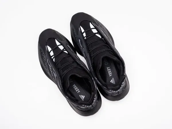 Кроссовки Adidas Yeezy Boost 700 v3 - 18664
