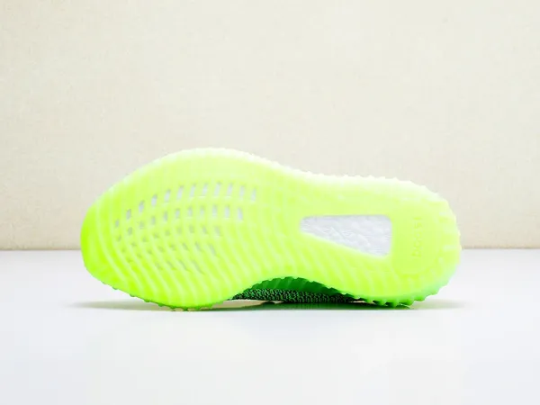 Кроссовки Adidas Yeezy 350 Boost v2 - 17282