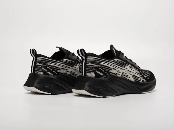 Кроссовки Asics Novablast 3 - 41676