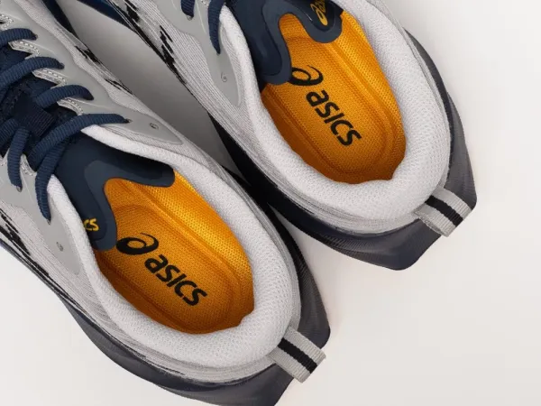 Кроссовки Asics Novablast 3 - 41680