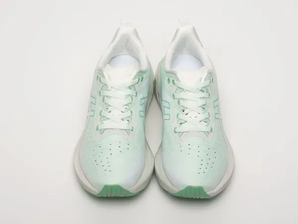 Кроссовки Asics Novablast 4 - 42007