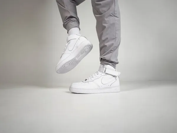 Зимние Кроссовки Nike Air Force 1 Mid - 1484