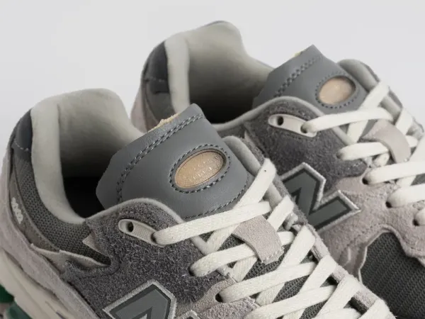 Кроссовки New Balance 2002R - 39549