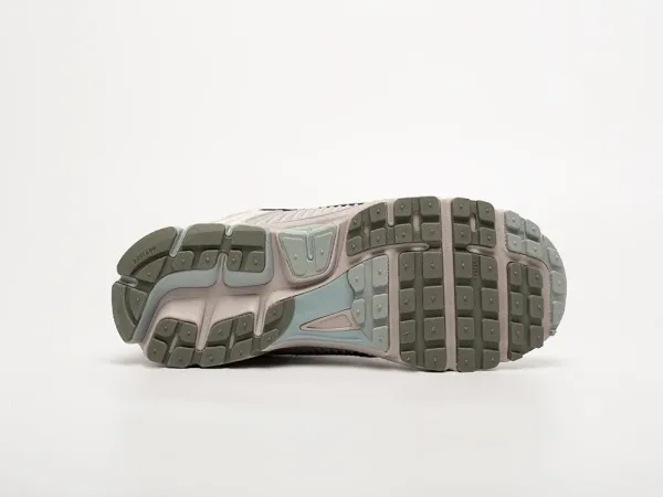 Кроссовки Nike Air Zoom Vomero 5 - 42758