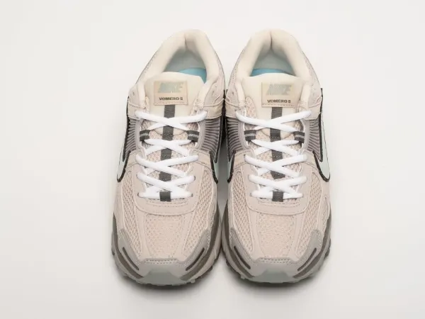 Кроссовки Nike Air Zoom Vomero 5 - 42758