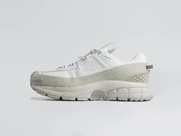 Кроссовки Nike Zoom Vomero 5 Roam - 44758