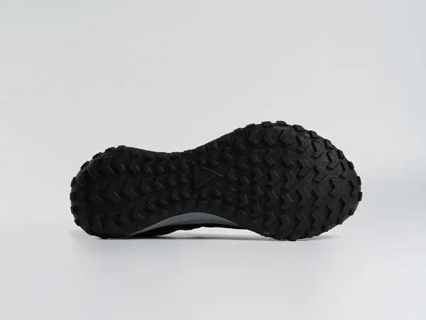 Кроссовки Nike ACG Mountain Fly Low - 45171
