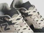 Кроссовки New Balance 2002R - 44877