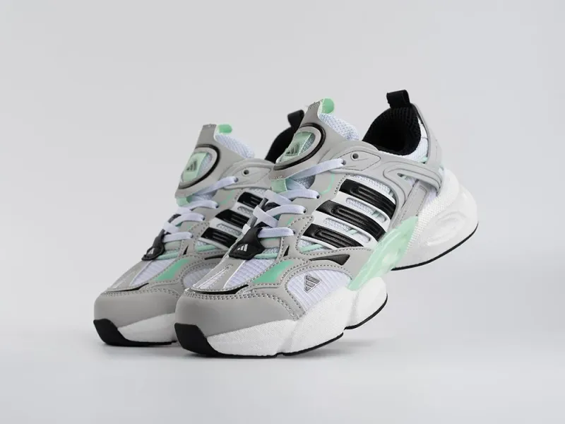 Кроссовки Adidas Vento XLG Deluxe - 44500