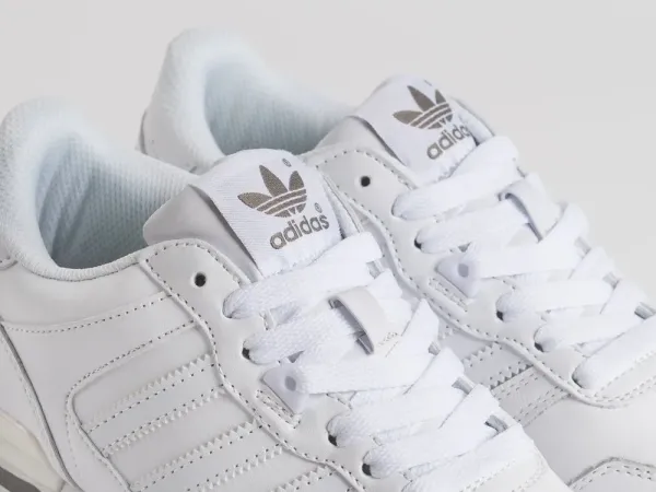 Кроссовки Adidas ZX 700 - 3177