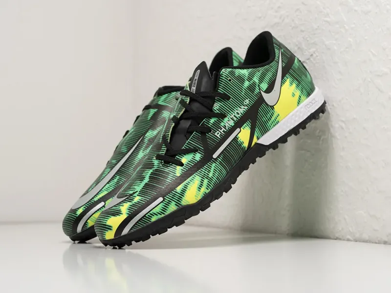 Футбольная обувь Nike Phantom GT2 Club TF - 37780