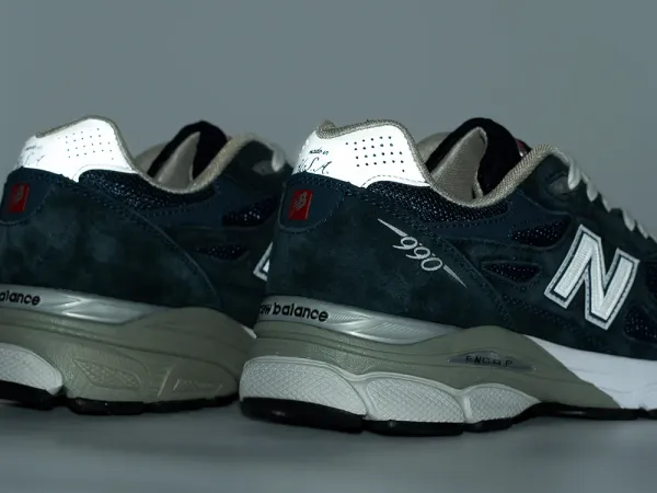 Кроссовки New Balance 990 v3 - 42706