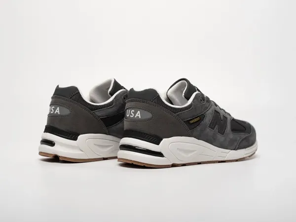 Кроссовки New Balance 990 v2 - 41670