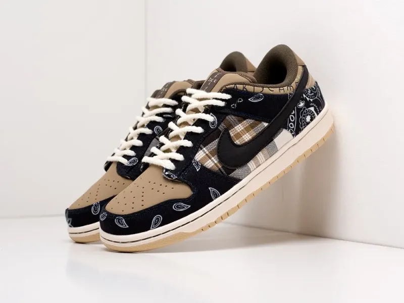 Кроссовки Nike SB Dunk Low x Travis Scott - 19047