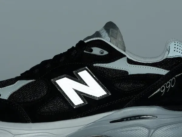Кроссовки New Balance 990 v3 - 40876