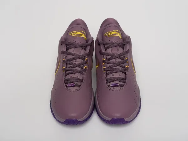 Кроссовки Nike Lebron XXI - 40410