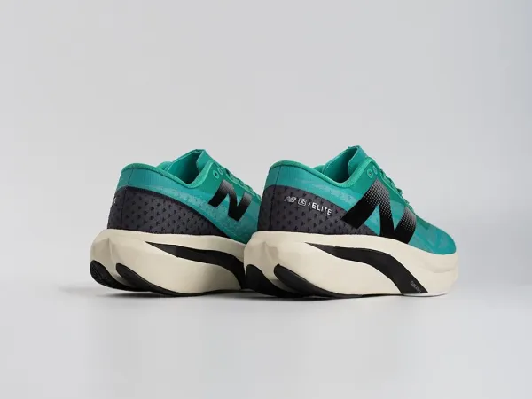 Кроссовки New Balance FuelCell Rebel V4 - 44708