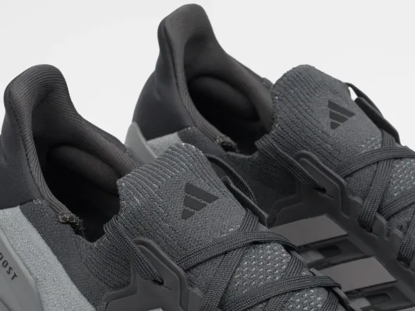 Кроссовки Adidas Ultra Boost 5 - 46540