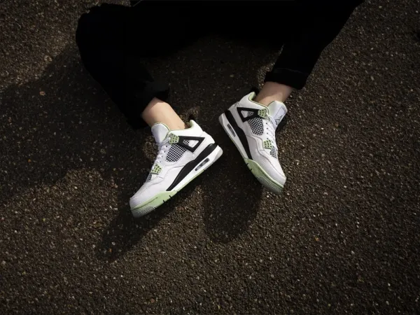 Кроссовки Nike Air Jordan 4 Retro - 38894
