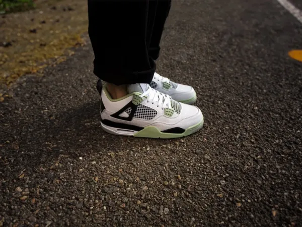 Кроссовки Nike Air Jordan 4 Retro - 38894
