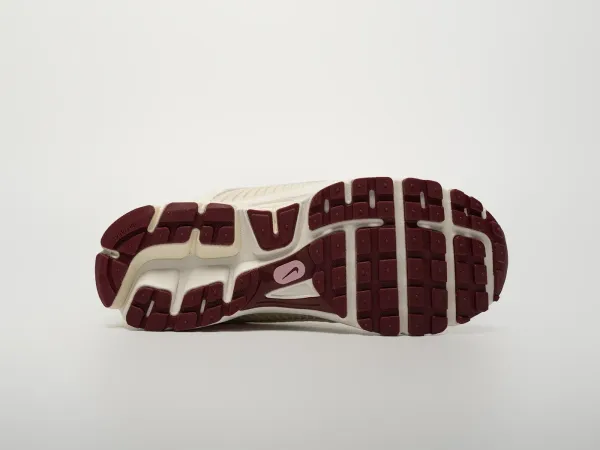 Кроссовки Nike Air Zoom Vomero 5 - 42761