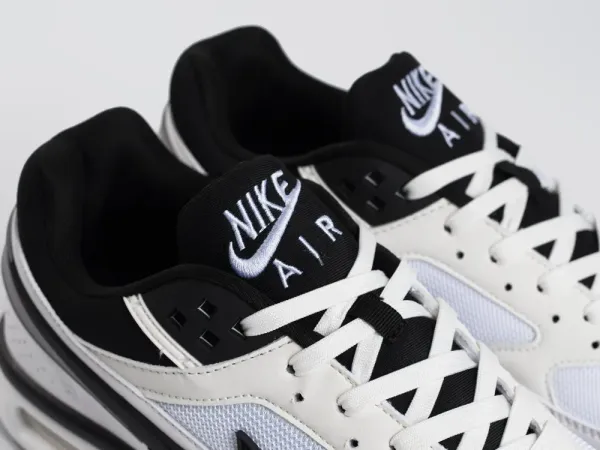 Кроссовки Nike Air Max BW Premium - 44400