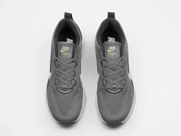 Кроссовки Nike Vomero 18 - 47111