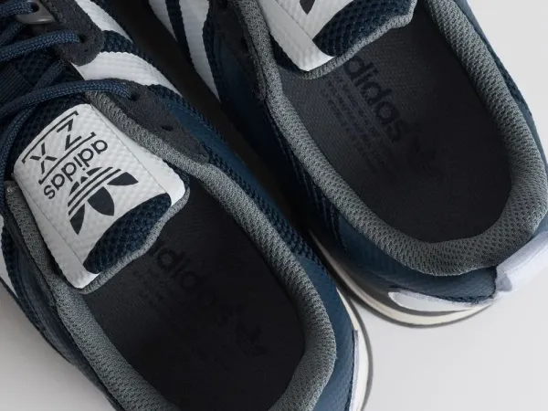 Кроссовки Adidas ZX 700 HD - 31146