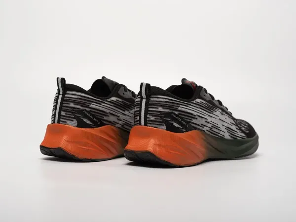 Кроссовки Asics Novablast 3 - 41674