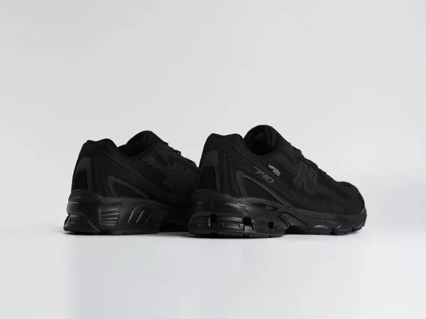 Кроссовки New Balance 740 - 45351