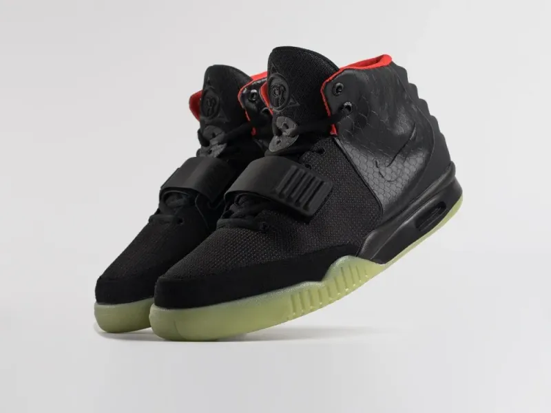 Кроссовки Nike Air Yeezy 2 - 856