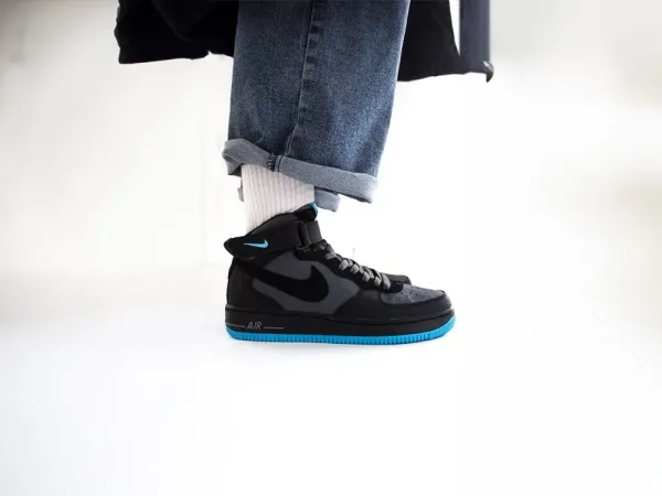Зимние Кроссовки Nike Air Force 1 Mid - 39251