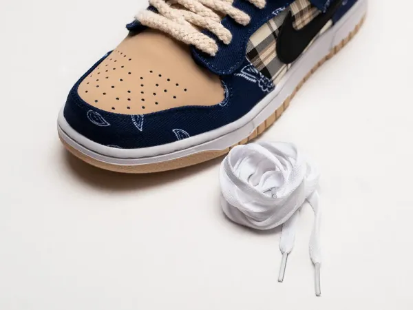 Кроссовки Nike SB Dunk Low x Travis Scott - 36381