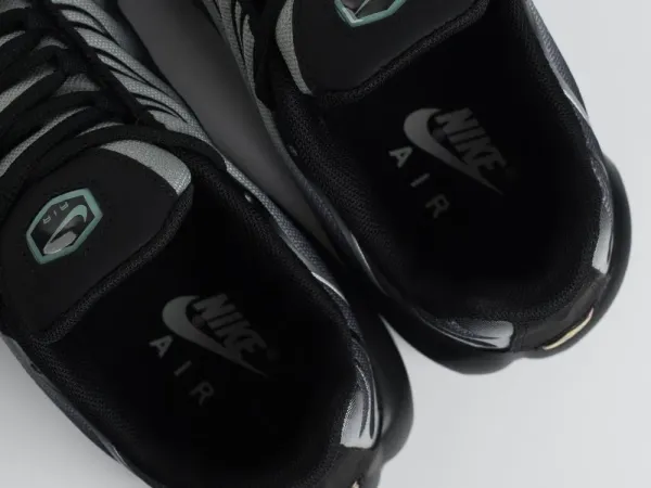 Кроссовки Nike Air Max Plus TN - 44442