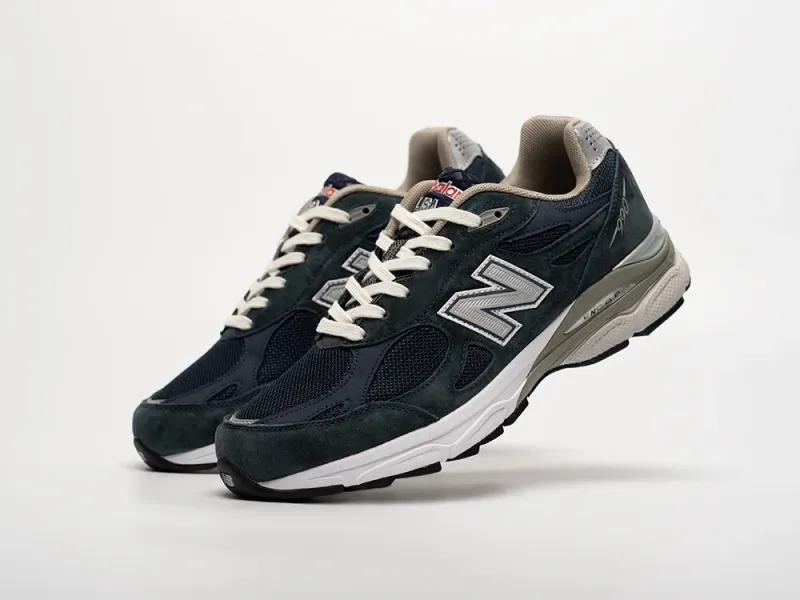 Кроссовки New Balance 990 v3 - 42706