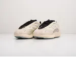Кроссовки Adidas Yeezy Boost 700 v3 - 19375