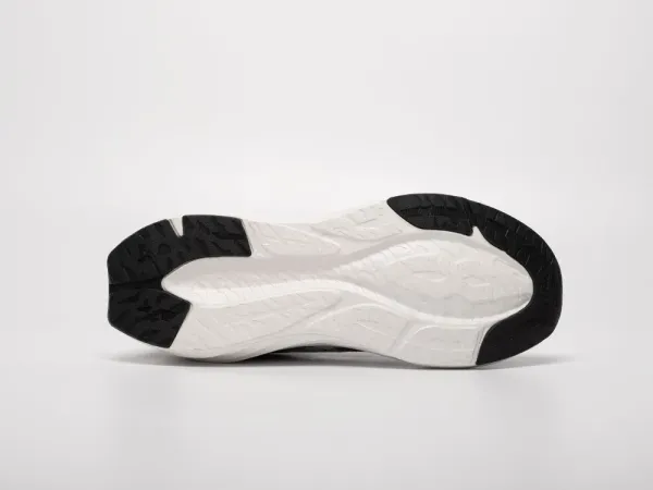 Кроссовки Asics Novablast 3 - 41677