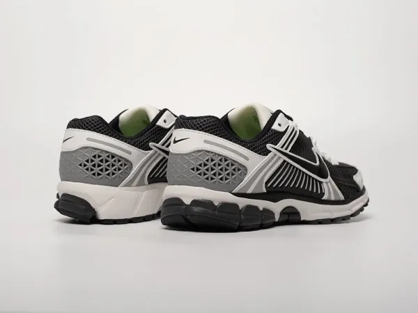 Кроссовки Nike Air Zoom Vomero 5 - 42760