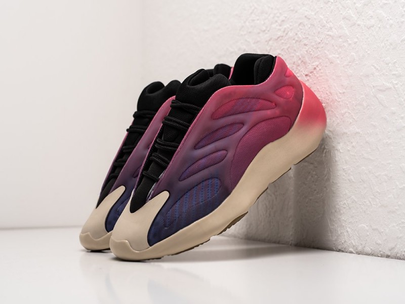 Кроссовки Adidas Yeezy Boost 700 v3 - 31720
