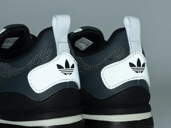 Кроссовки Adidas ZX 700 HD - 40234