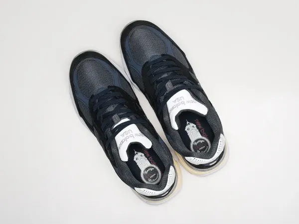 Кроссовки New Balance 990 v3 - 35776