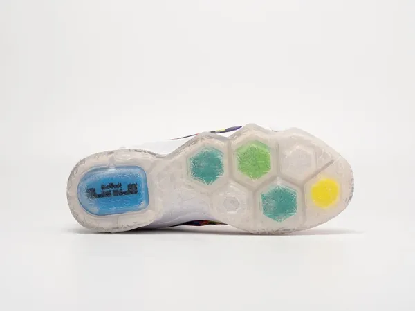 Кроссовки Nike Lebron 12 - 40100