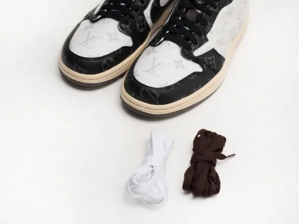 Кроссовки Louis Vuitton x Nike Air Jordan 1 Low - 30022