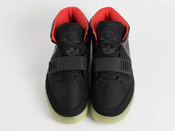 Кроссовки Nike Air Yeezy 2 - 856