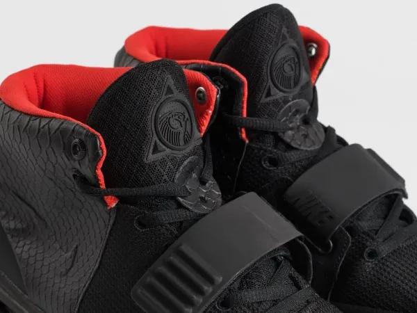 Кроссовки Nike Air Yeezy 2 - 856