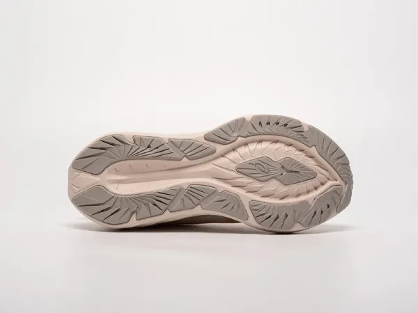 Кроссовки Asics Novablast 4 - 42013